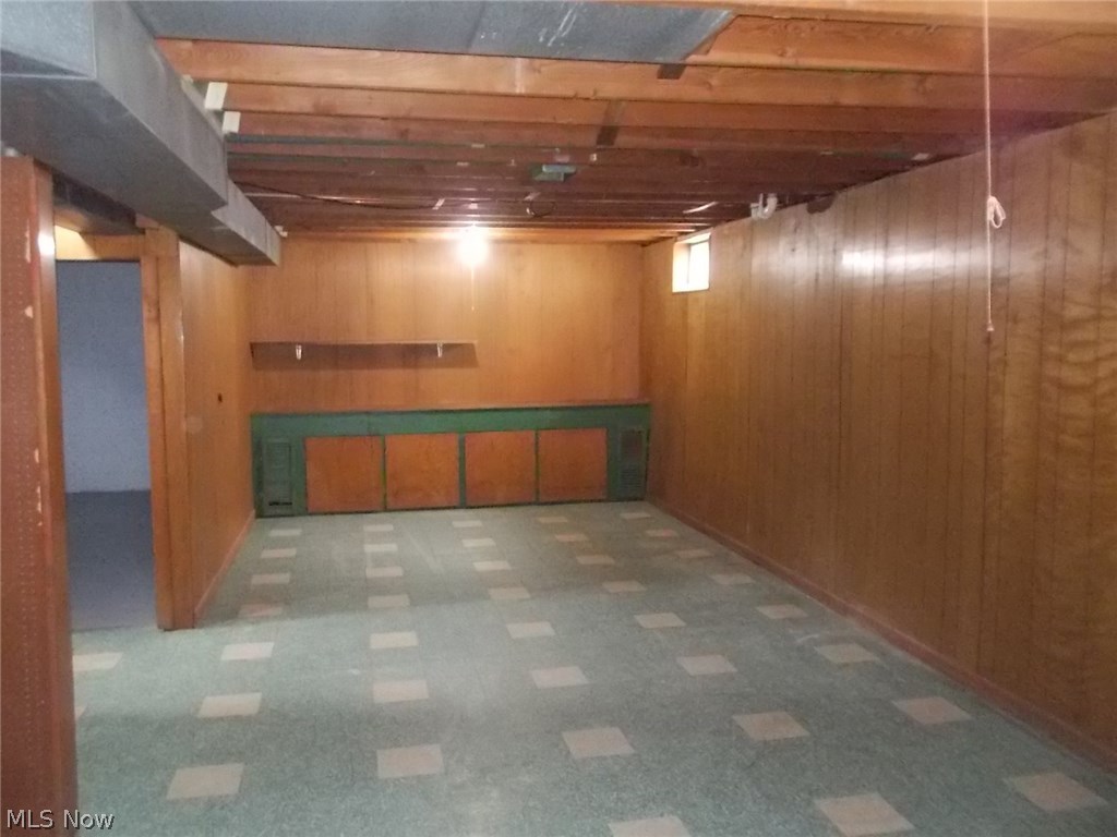 Tallmadge Road - Residential