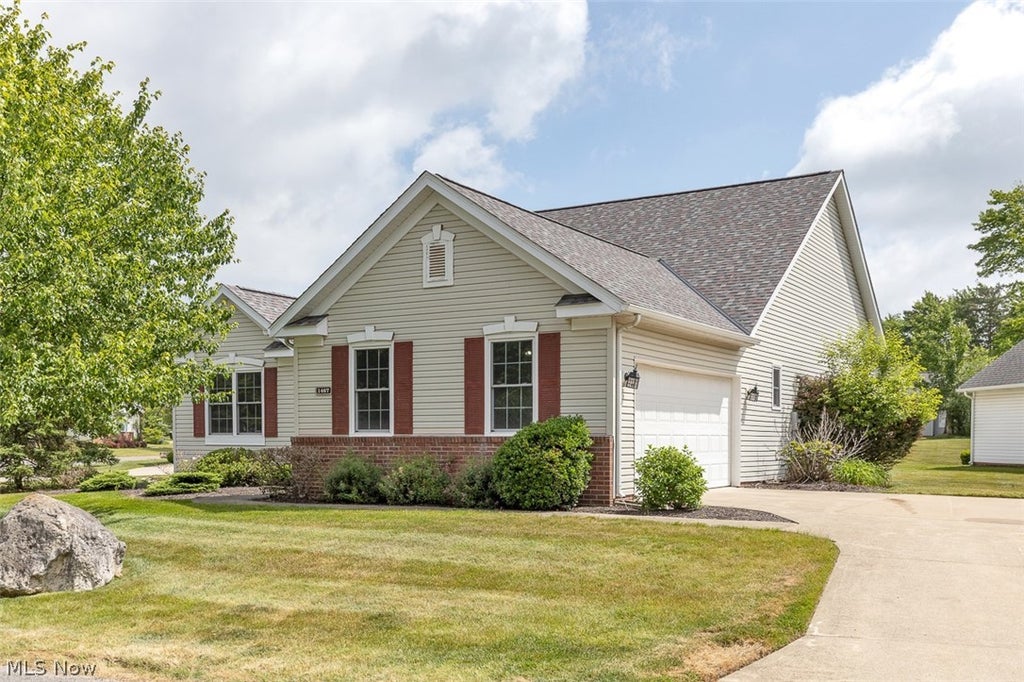 Photo of 1467 Golden Lane, Broadview Heights, OH 44147 (MLS # 5218179)