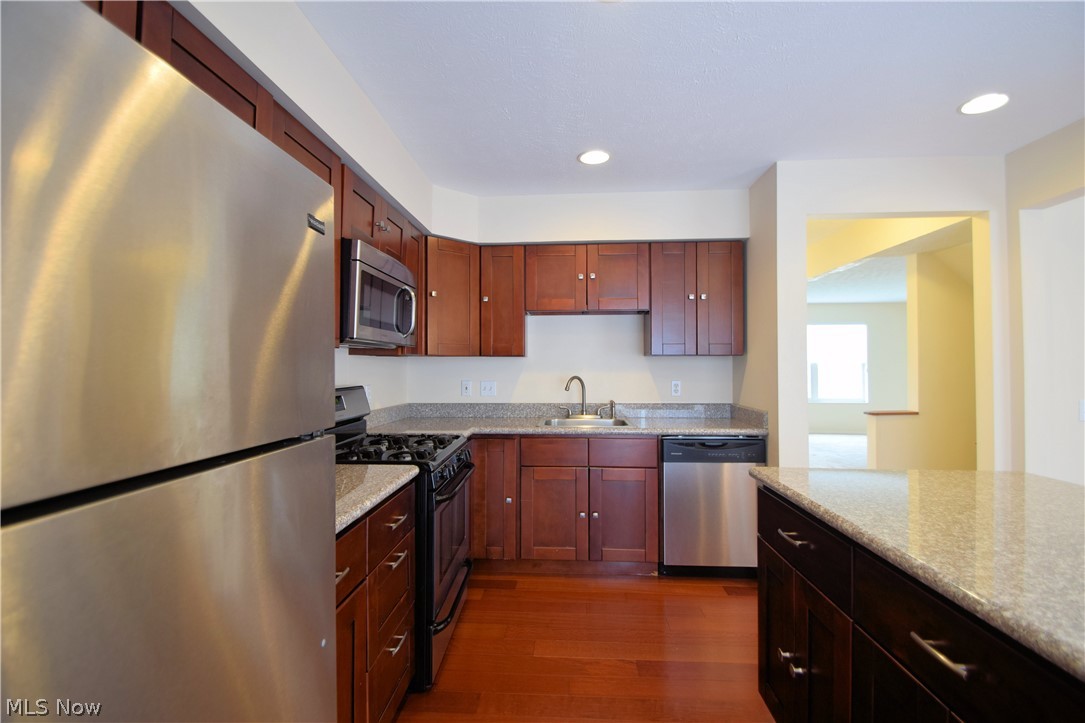 Arbor Park Commons Condo - Residential