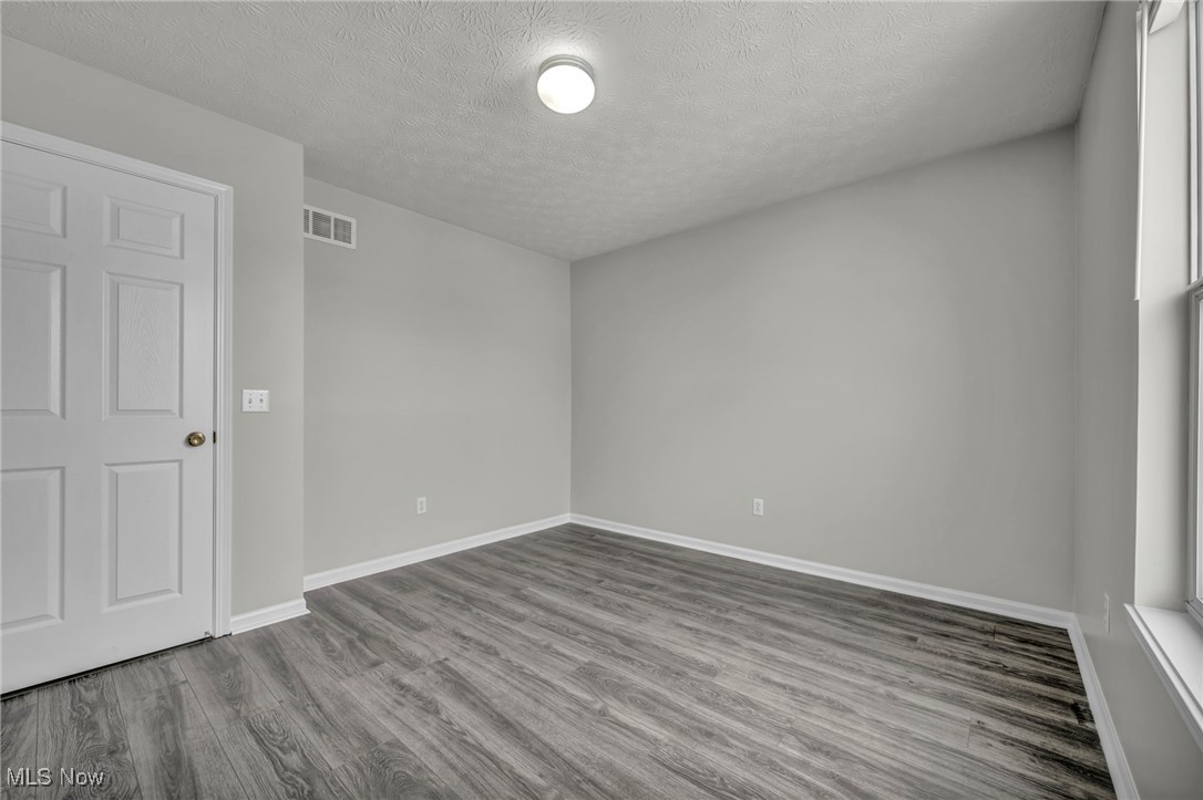 New Hampton 06 - Residential