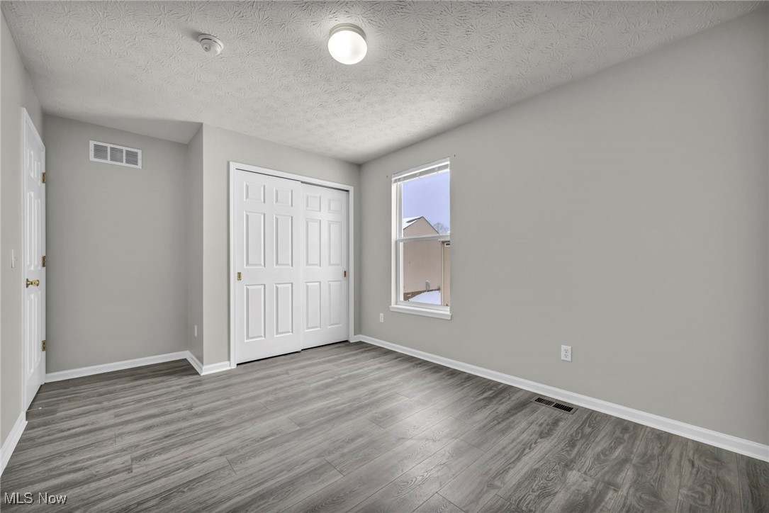 New Hampton 06 - Residential