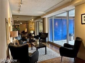 Lake House - Residential