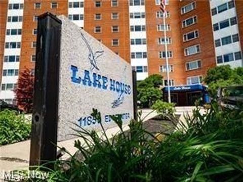 11850 Edgewater Drive Unit 723, Lakewood, OH 44107 - #: 5202527