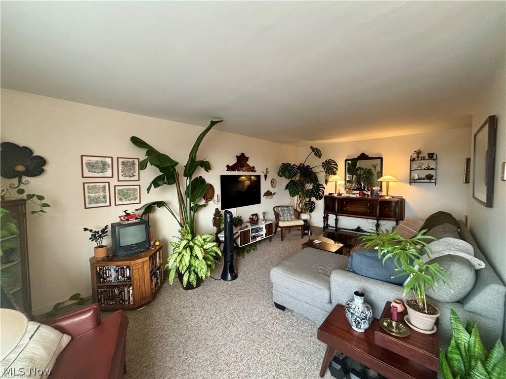 Lake House - Residential