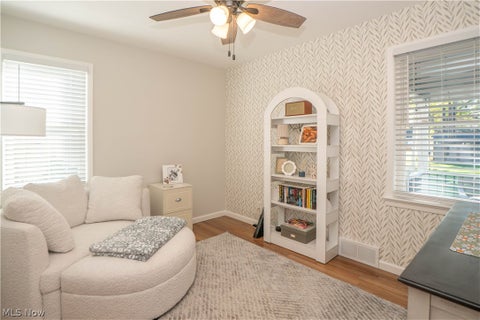 Tiny photo for 5372 Beacon Road, Lyndhurst, OH 44124 (MLS # 5254860)