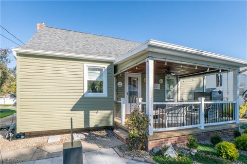 Tiny photo for 5372 Beacon Road, Lyndhurst, OH 44124 (MLS # 5254860)