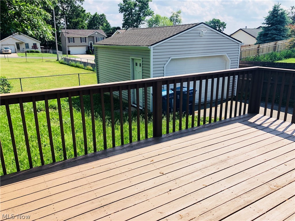 Lakeview Knolls - Residential Lease