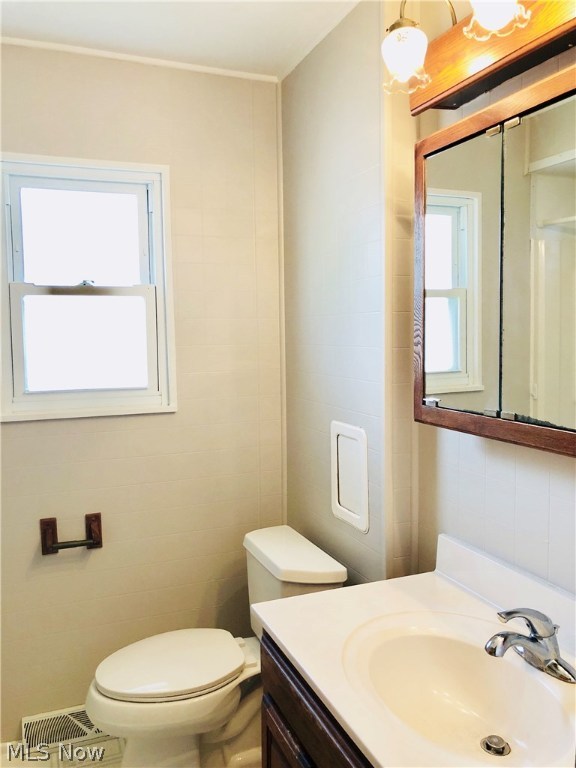 Lakeview Knolls - Residential Lease