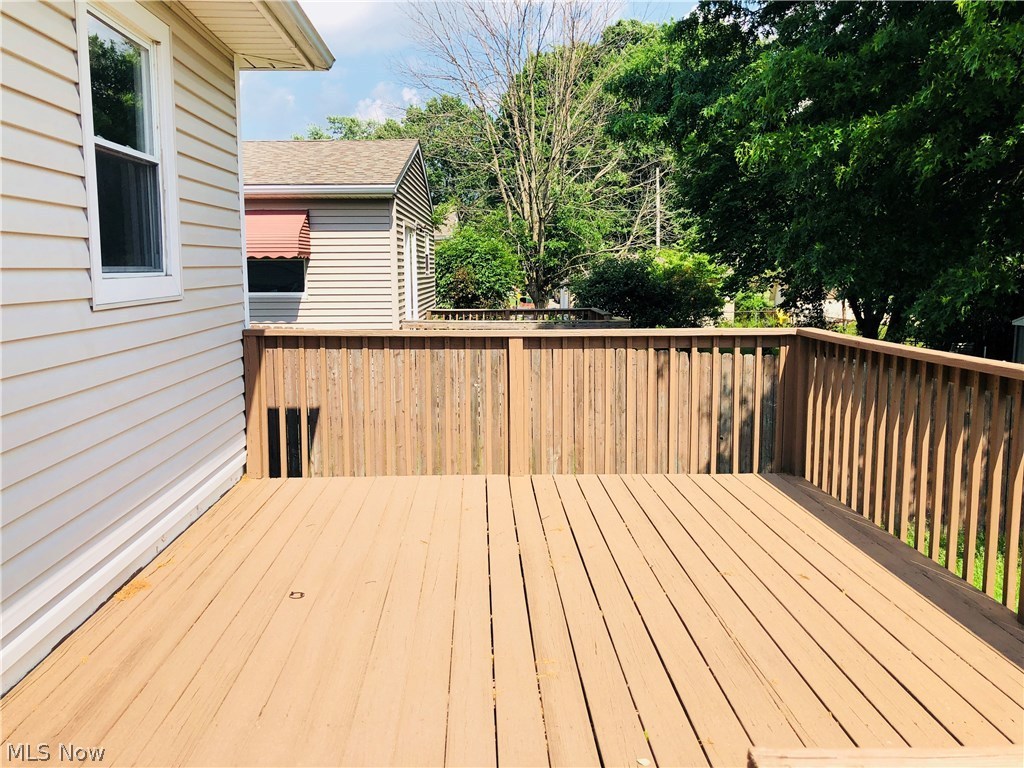 Lakeview Knolls - Residential Lease