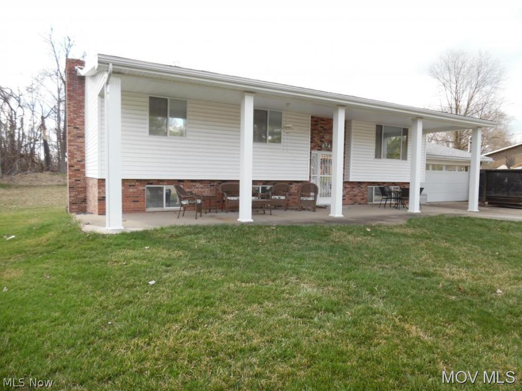 Very nice home with large rooms through out. Hugh family room with wood burning fireplace and a walk out to a patio. Deck off the dining room. Lovely covered front porch. Oversized 2 car garage. Newer roof. Very large level lot. MREI #5208 Elem: Phillips Elementary School Elem/Bus: Y JrHigh: Marietta Middle School School JrHigh/Bus: Y High: Marietta High School High/Bus: Y Fire: VOL Police: SHF PossFreeGas: N ;SQFT=Fin Bsmt:1184, Fin Above:1344, Fin Total:2528, Unfin Bsmt:160, Unfin Above:160;GAR= 2 Car Att