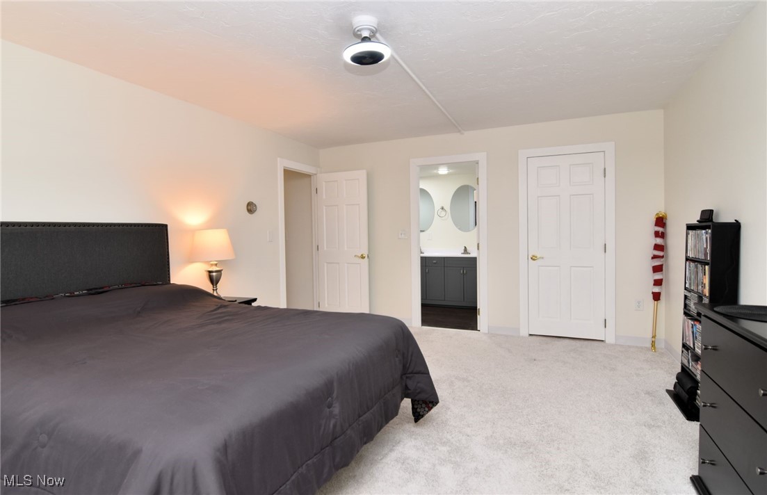 12550 Lake Avenue #505, Lakewood, Ohio image 33