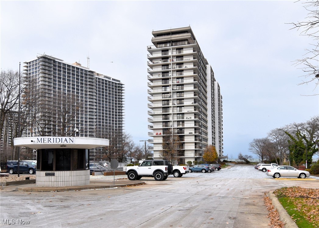 12550 Lake Avenue #505, Lakewood, Ohio image 1