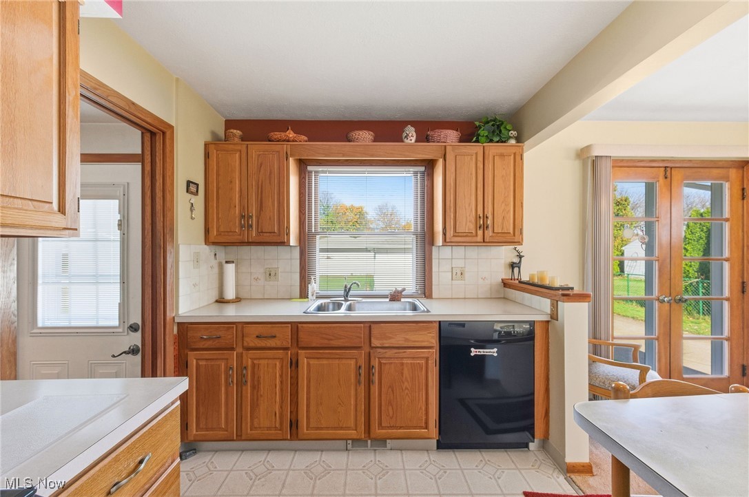 Leroy Harris Le-Bern Developme - Residential