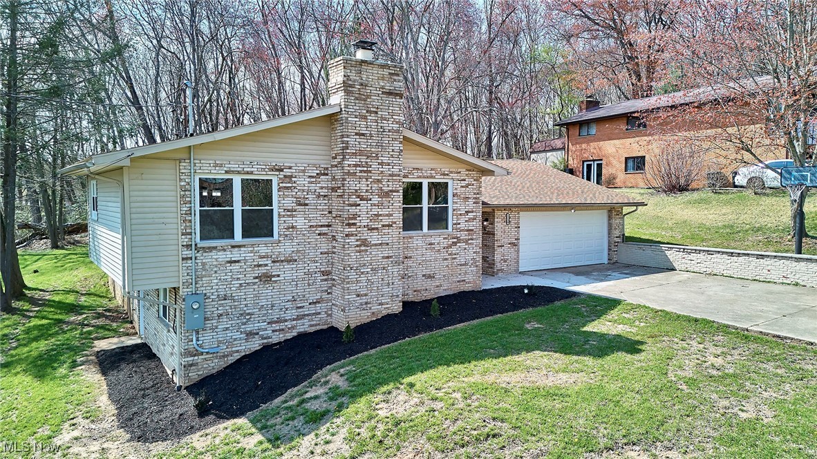1230 Lakewood Circle, Washington, West Virginia image 2