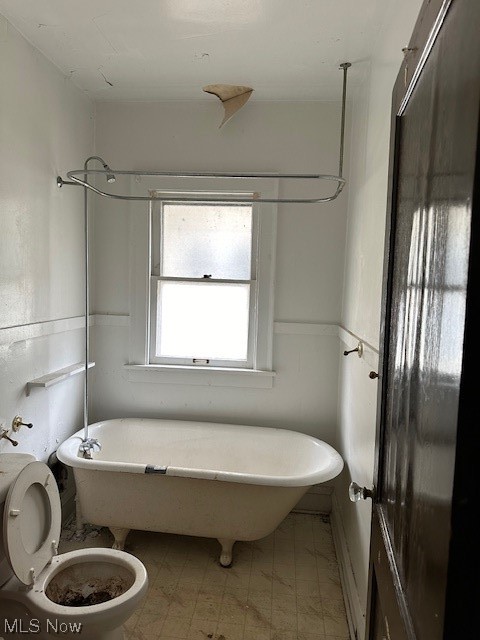 Lake Shore Blvd - Residential Income