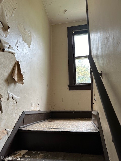 Lake Shore Blvd - Residential Income