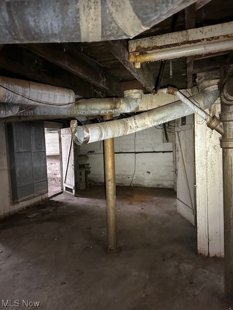 Lake Shore Blvd - Residential Income