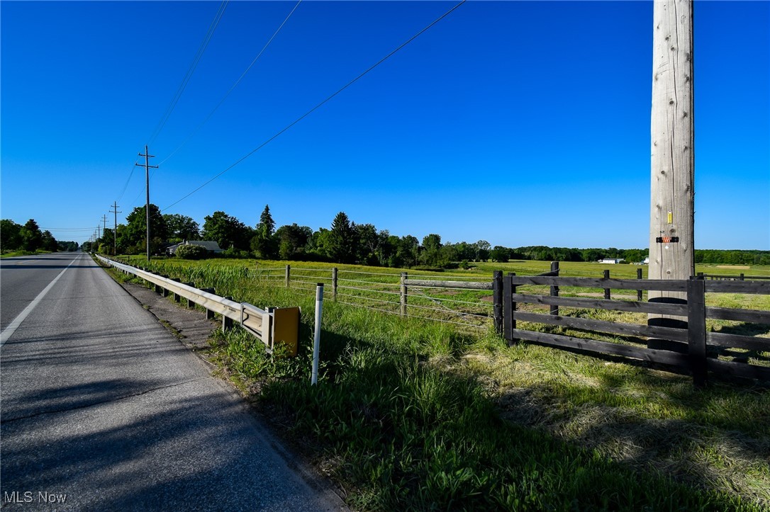 Madison Rd, Middlefield, Ohio image 33