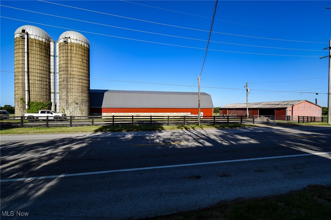 Madison Rd, Middlefield, Ohio image 36