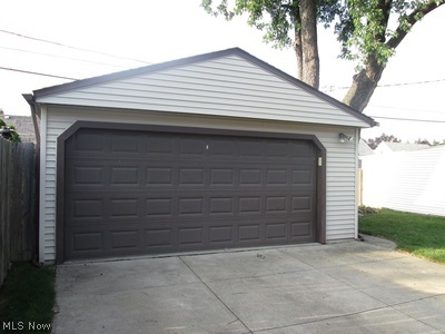 Ridgeview Manor - Residential