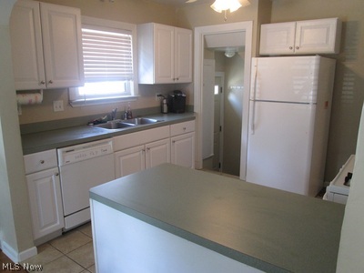 Ridgeview Manor - Residential