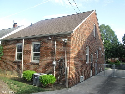 Ridgeview Manor - Residential