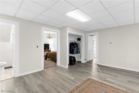 Tiny photo for 827 Michigan Avenue, Youngstown, OH 44504 (MLS # 5190990)