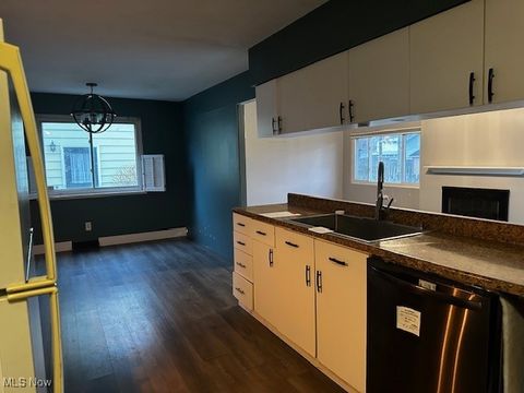 Tiny photo for 399 Ridgewood Drive, Eastlake, OH 44095 (MLS # 5178836)