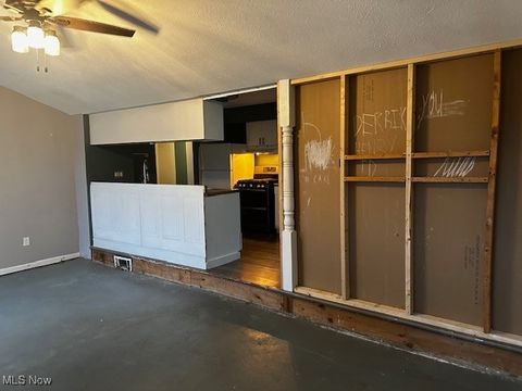 Tiny photo for 399 Ridgewood Drive, Eastlake, OH 44095 (MLS # 5178836)