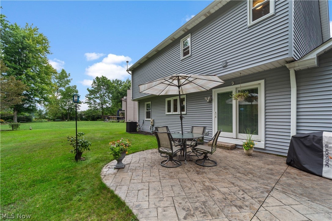 376 Creekside Drive