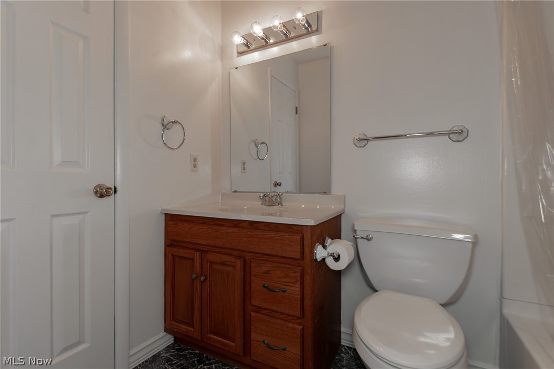 Fairfax Manor Condo - Residential