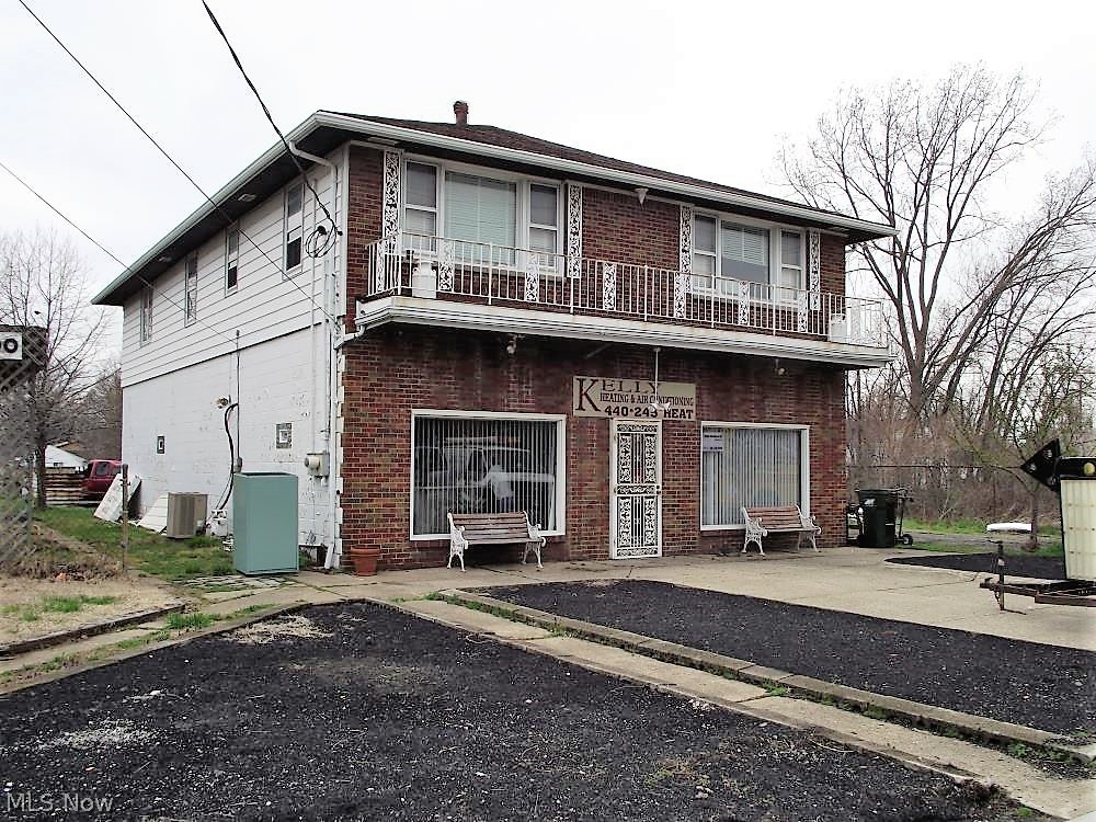 Black River - Commercial Sale