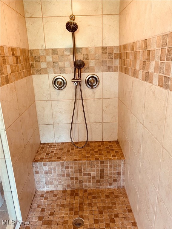 Teseng 01 - Residential