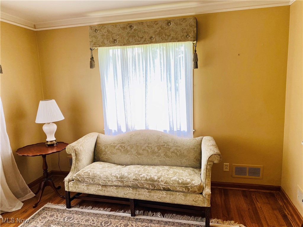 Teseng 01 - Residential