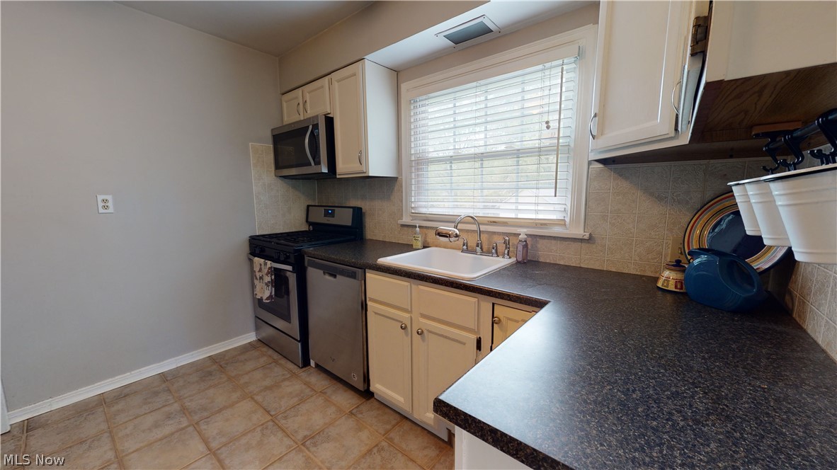 Canfield Township 04 Div - Residential