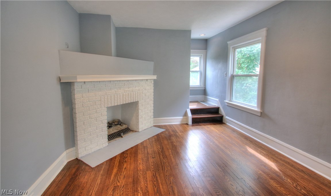 Franceis M Wagar - Residential