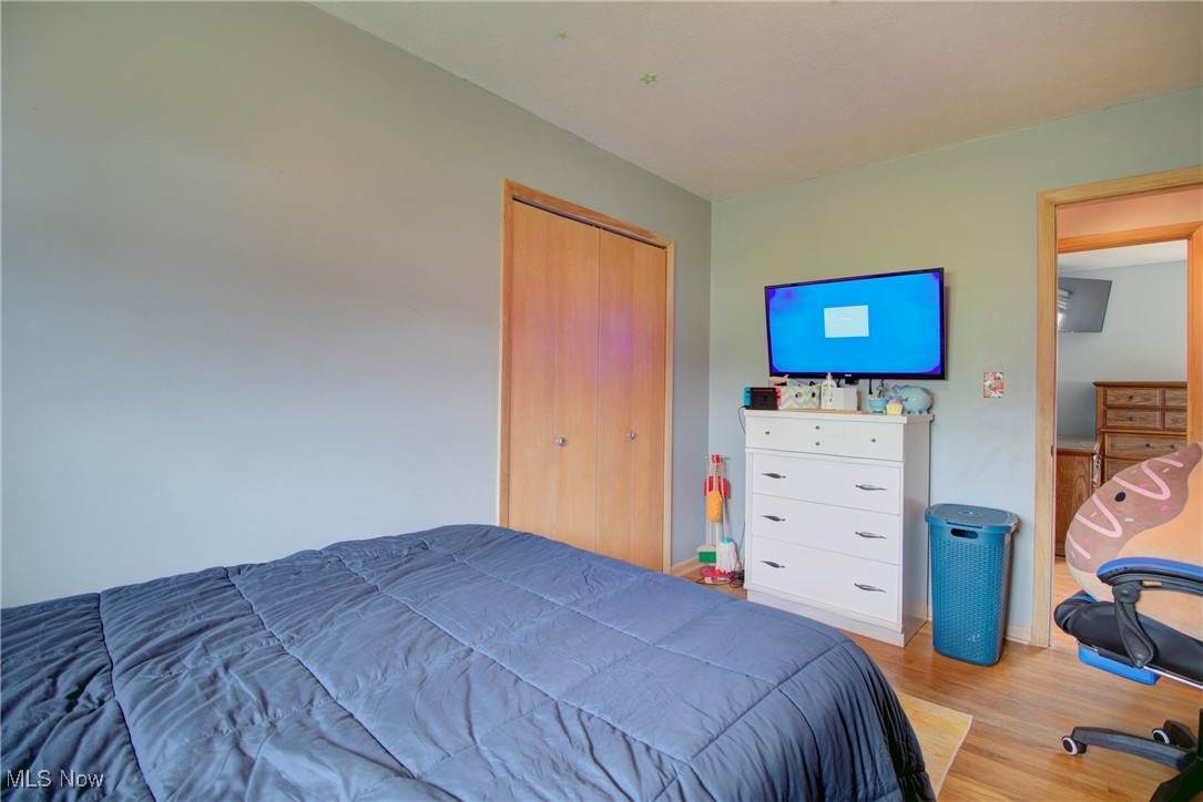 19071 Howe Road, Strongsville, Ohio image 12
