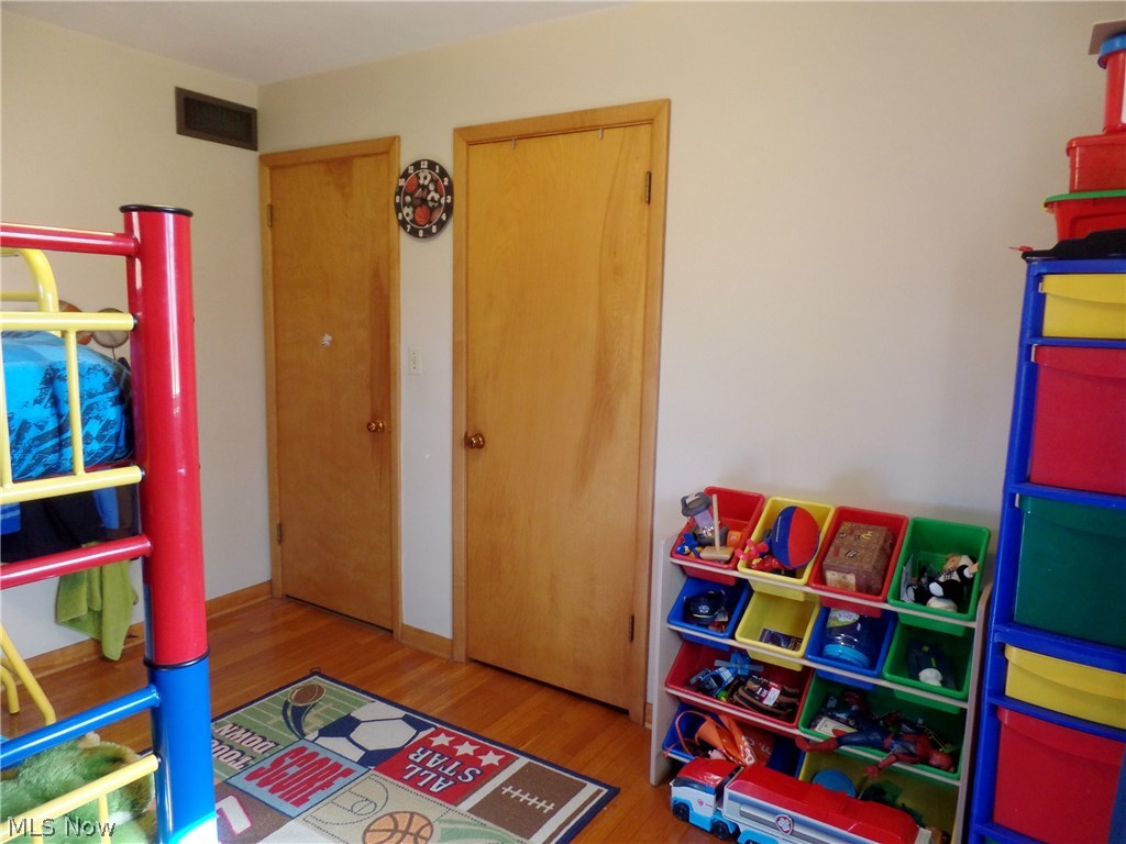 Woodland Acres - Residential