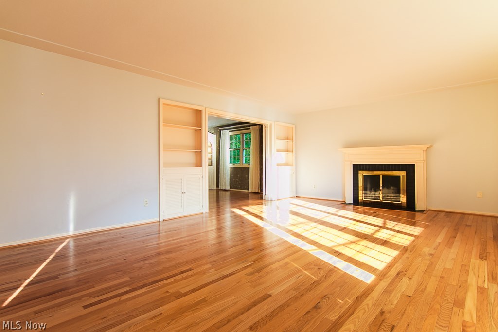 Briar Lake 02 - Residential