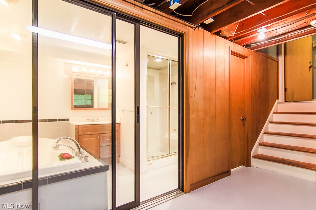 Briar Lake 02 - Residential