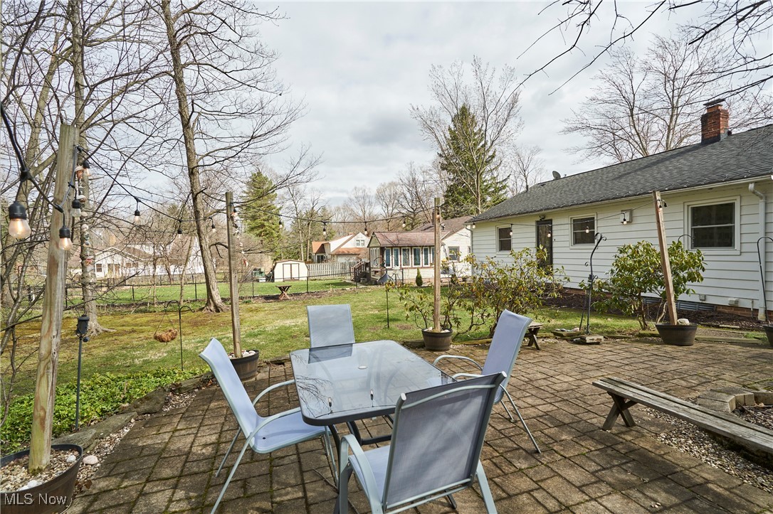 Mayfield Village, Ohio 44143, United States, 3 Bedrooms Bedrooms, ,2 BathroomsBathrooms,Residential,Contingent,92670