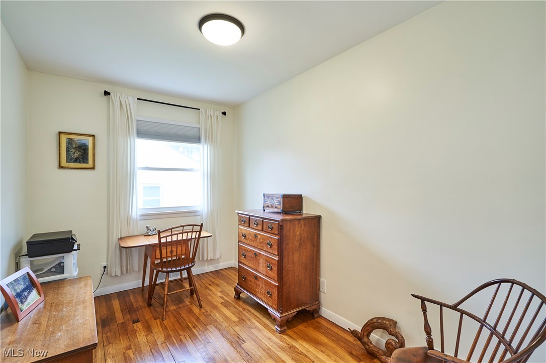 Mayfield Village, Ohio 44143, United States, 3 Bedrooms Bedrooms, ,2 BathroomsBathrooms,Residential,Contingent,92670