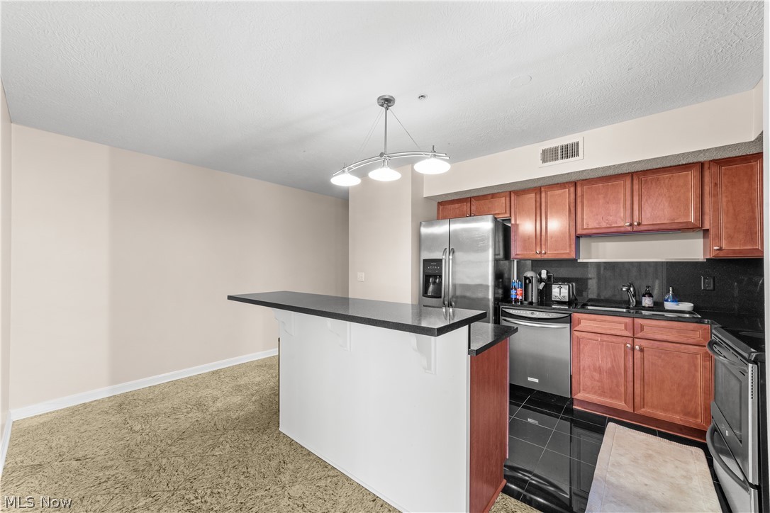 Stonebridge Condos - Residential