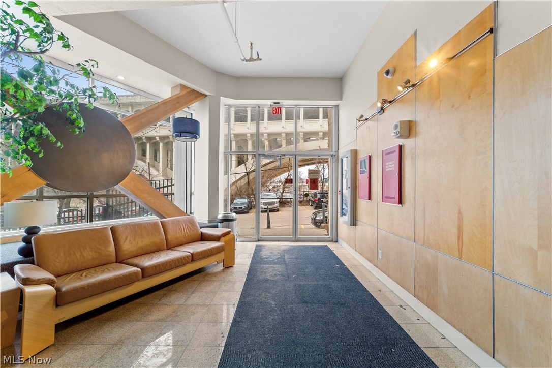 Stonebridge Condos - Residential