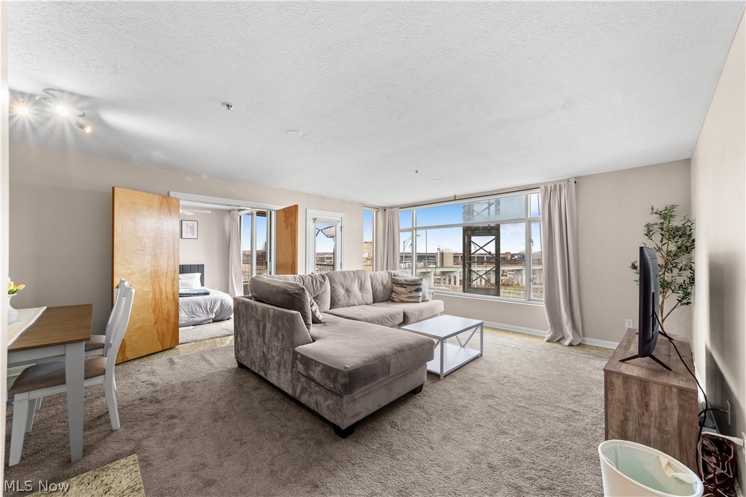 Stonebridge Condos - Residential