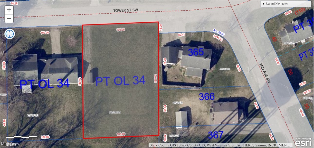 Main image without alt text