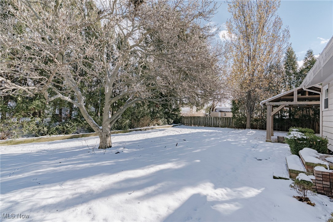 F & F Dev Co Inc - Residential