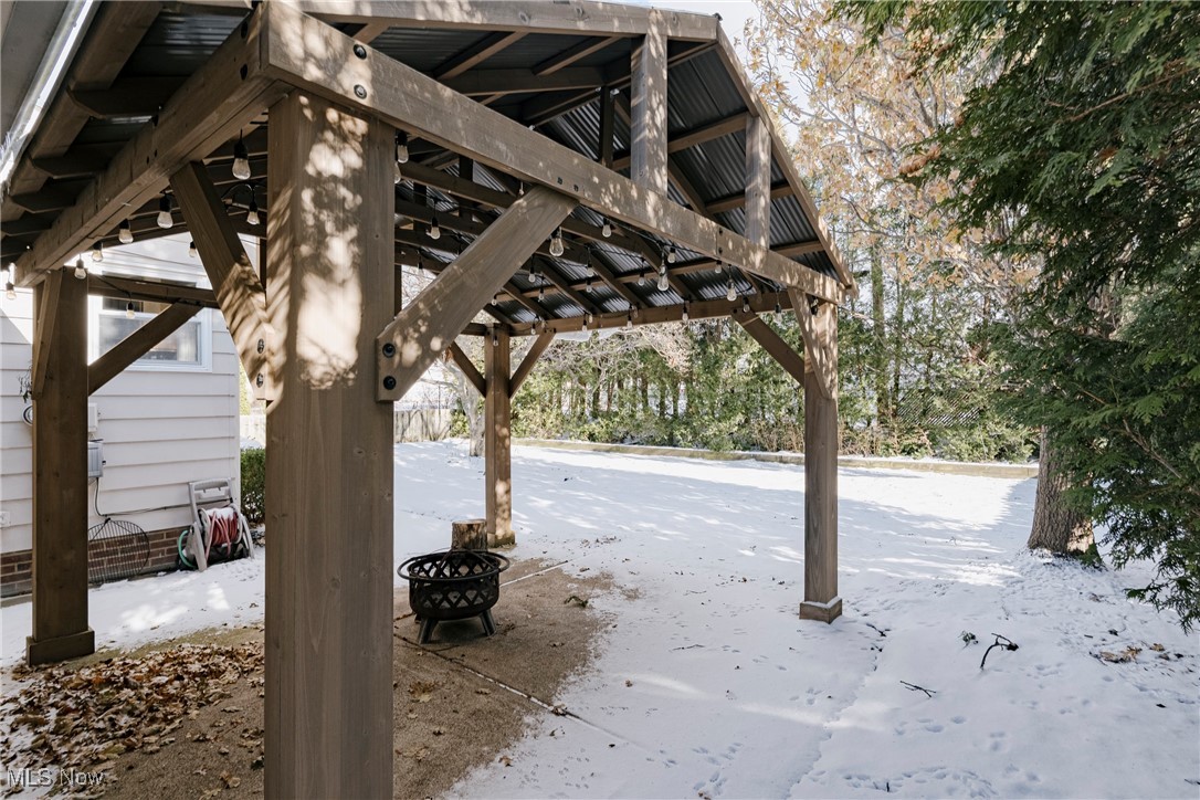 F & F Dev Co Inc - Residential