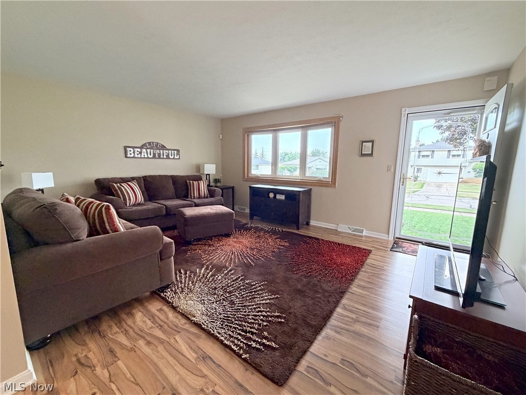9001 Harrow Drive
