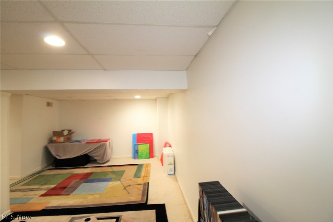 Williamsburg Court Condos - Residential